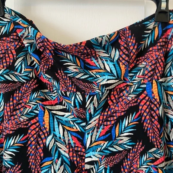 Intro.Love the Fit Capri Leggings size-2XL - Picture 8 of 8